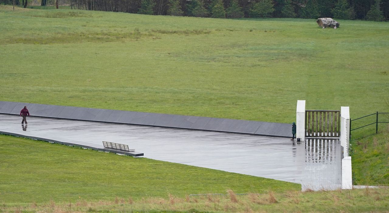 flight 93 wreckage bodies