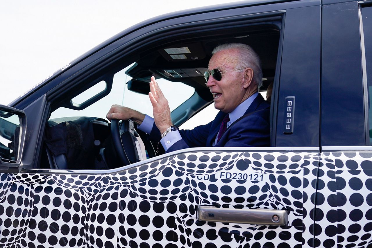 Biden sets electric vehicle sales goal of 50 by 2030