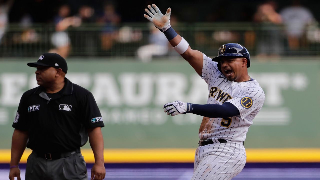 Brewers clinch NL Central, 4th division title in team history