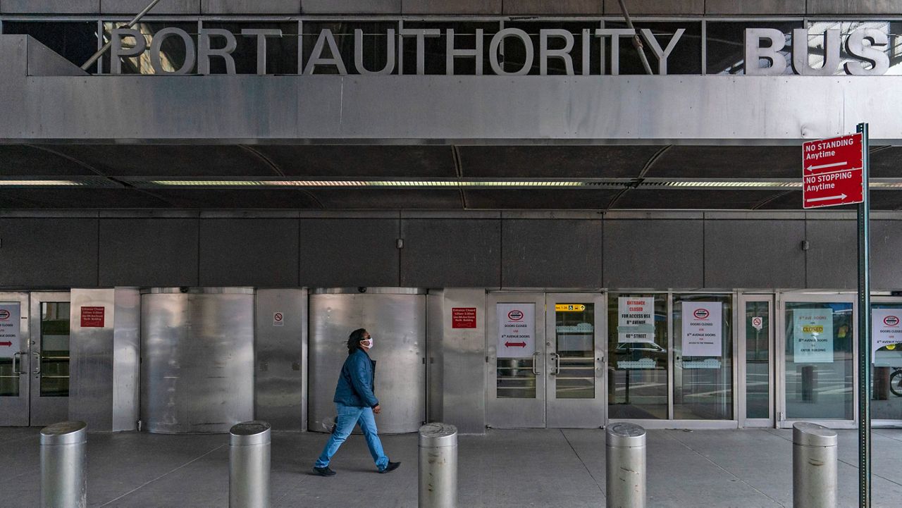 Port Authority chief pushes for modern bus terminal
