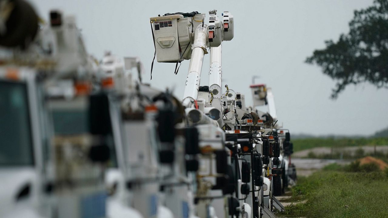 Wisconsin power crews headed to Florida - Vimarsana News