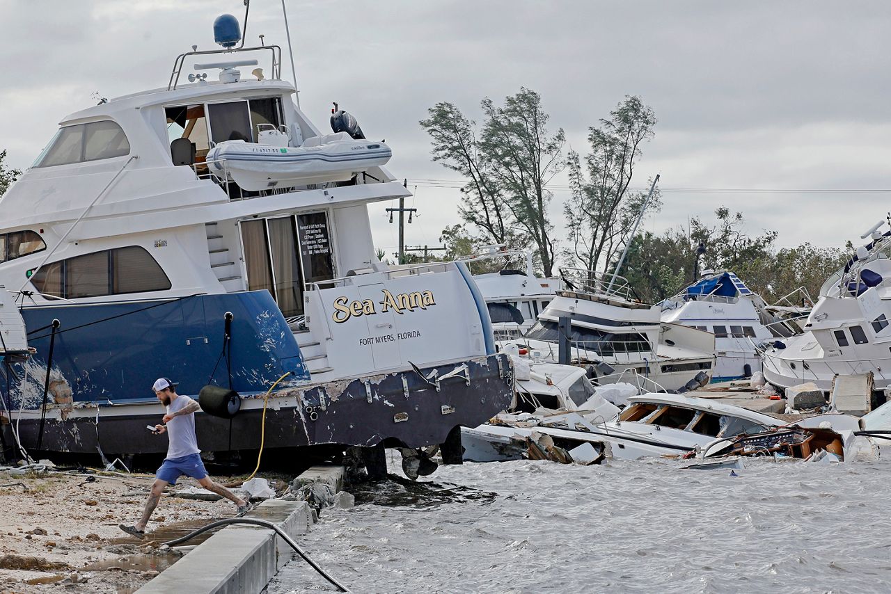 Businesses cleanup after Hurricane Ian hits Fort Myers