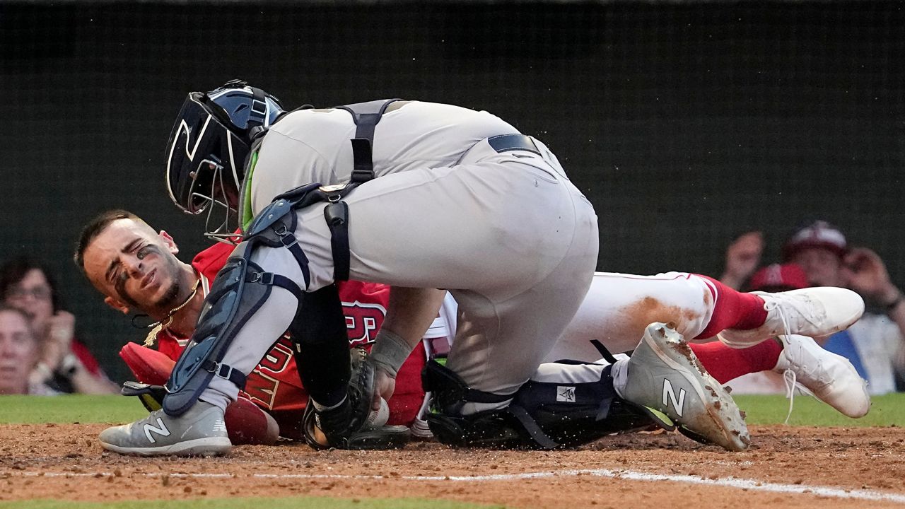 Yankees C Jose Trevino placed on IL with right wrist tear