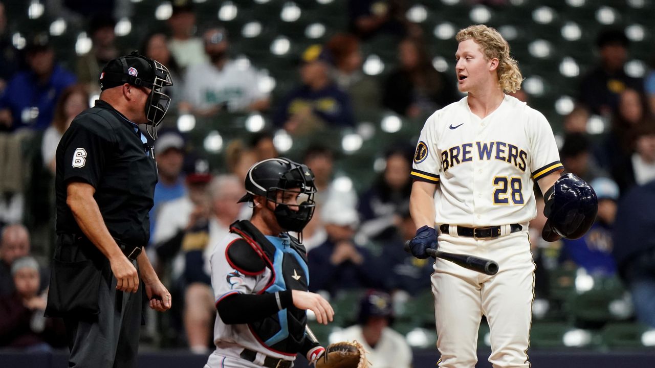 Brewers called for batting out of order against Nationals
