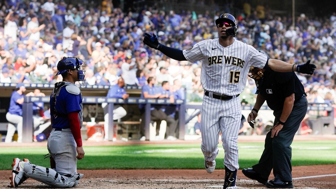 MILWAUKEE, WI - MAY 10: Milwaukee Brewers right fielder Tyrone