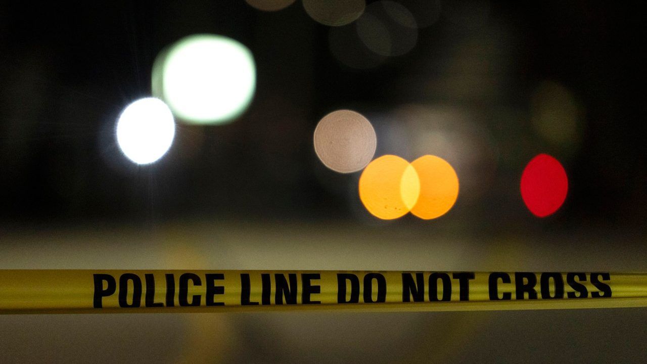 1 injured in shooting at Barton Creek Mall, police say