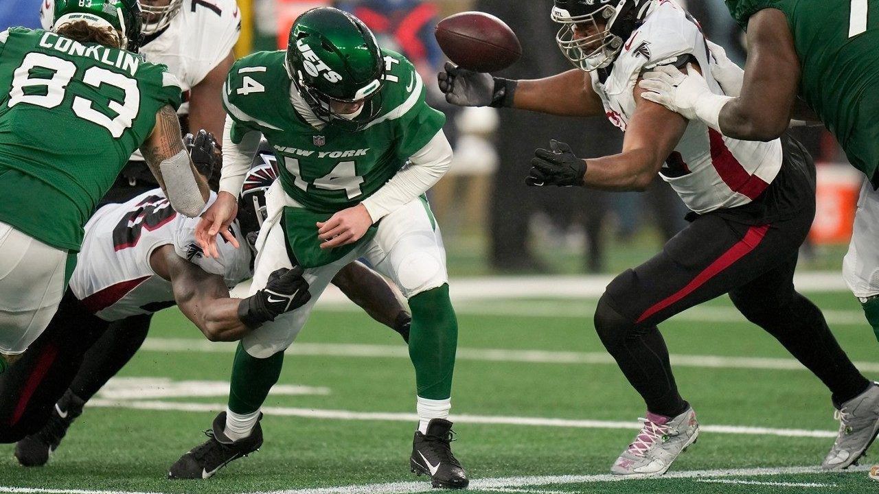 Trevor Siemian fumbles during a game on Sunday, Dec. 3, 2023 in East Rutherford.