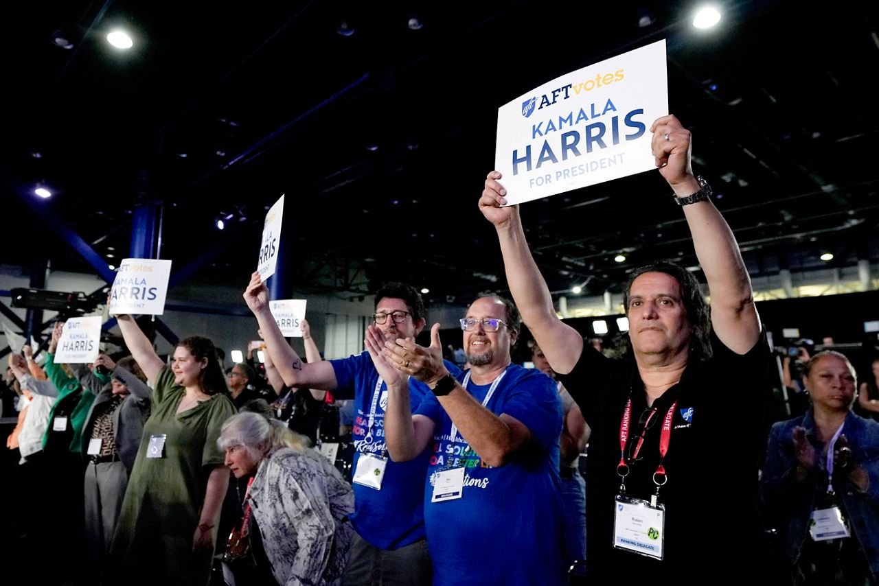 Harris rallies teachers at union convention in Houston