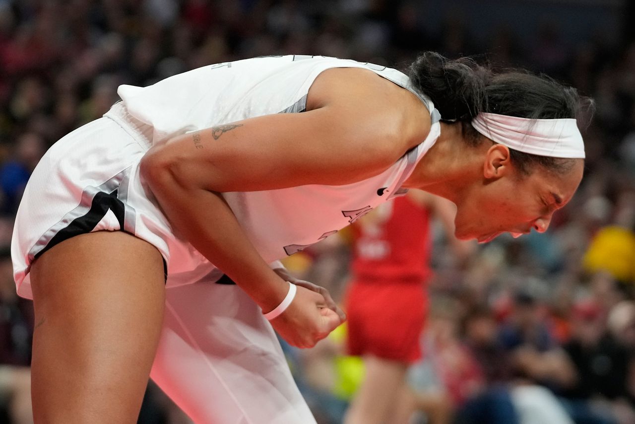 A'ja Wilson playing for the Las Vegas Aces 