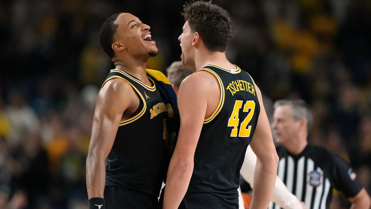 Michigan installed as early favorite over UConn in national title game