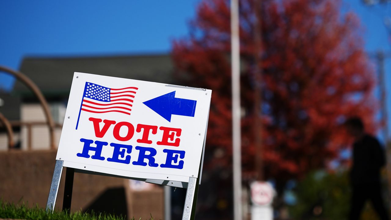Final sprint to Election Day, U.S. midterm trends