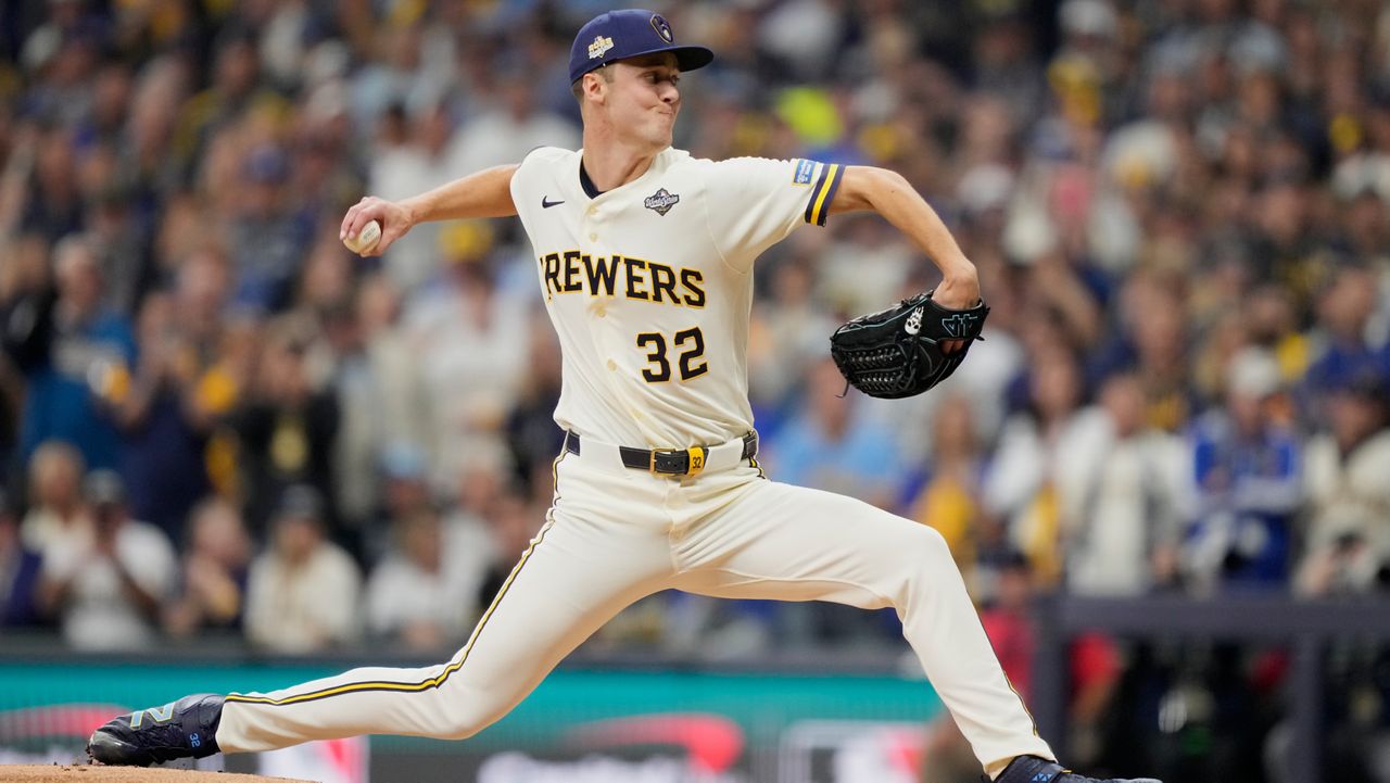 Brewers' Jacob Misiorowski sets World Series velocity record on his first pitch