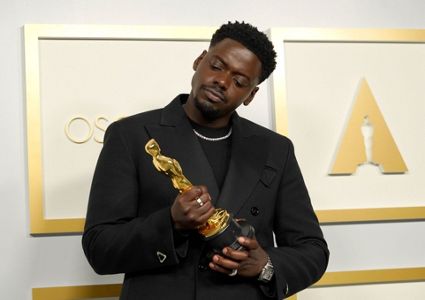 Messiah Pitt - Lakeith Stanfield Struggled With Playing A Traitor In