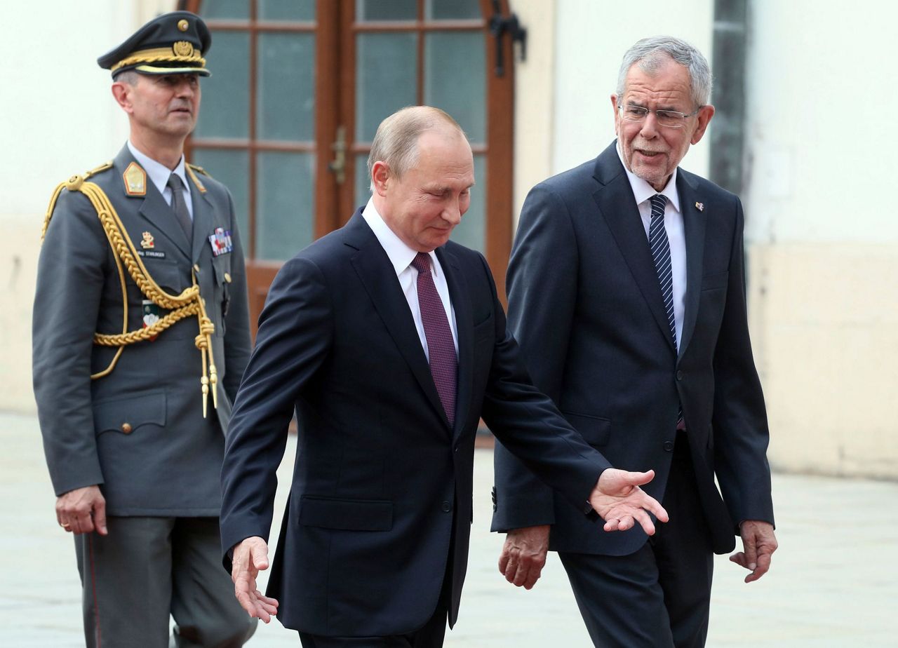 Putin heads to Austria amid fraught Russia-EU ties
