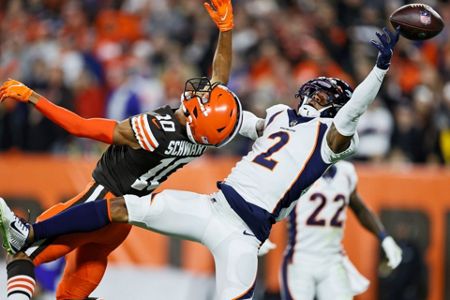 Denver Broncos Von Miller says he will 'kill' Browns tackles Thursday