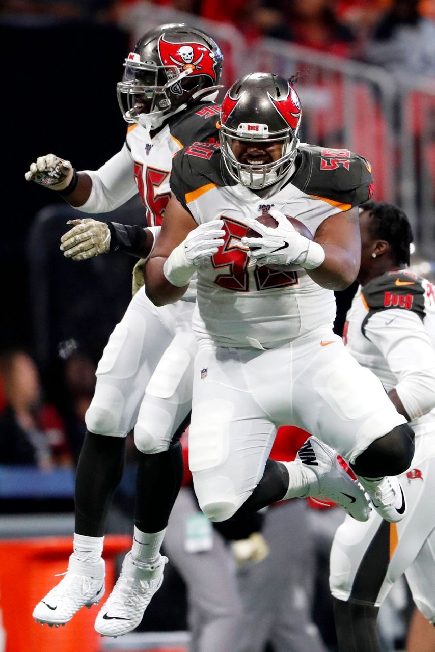 Big guy, big catch: Vea TD leads Bucs past Falcons 35-22 – KXAN Austin