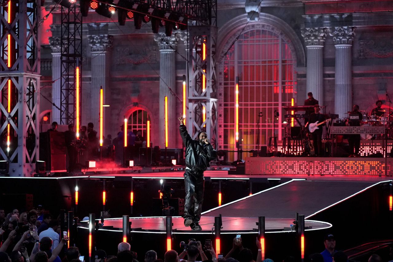 Diana Ross, Eminem and Jack White perform for thousands as former ...