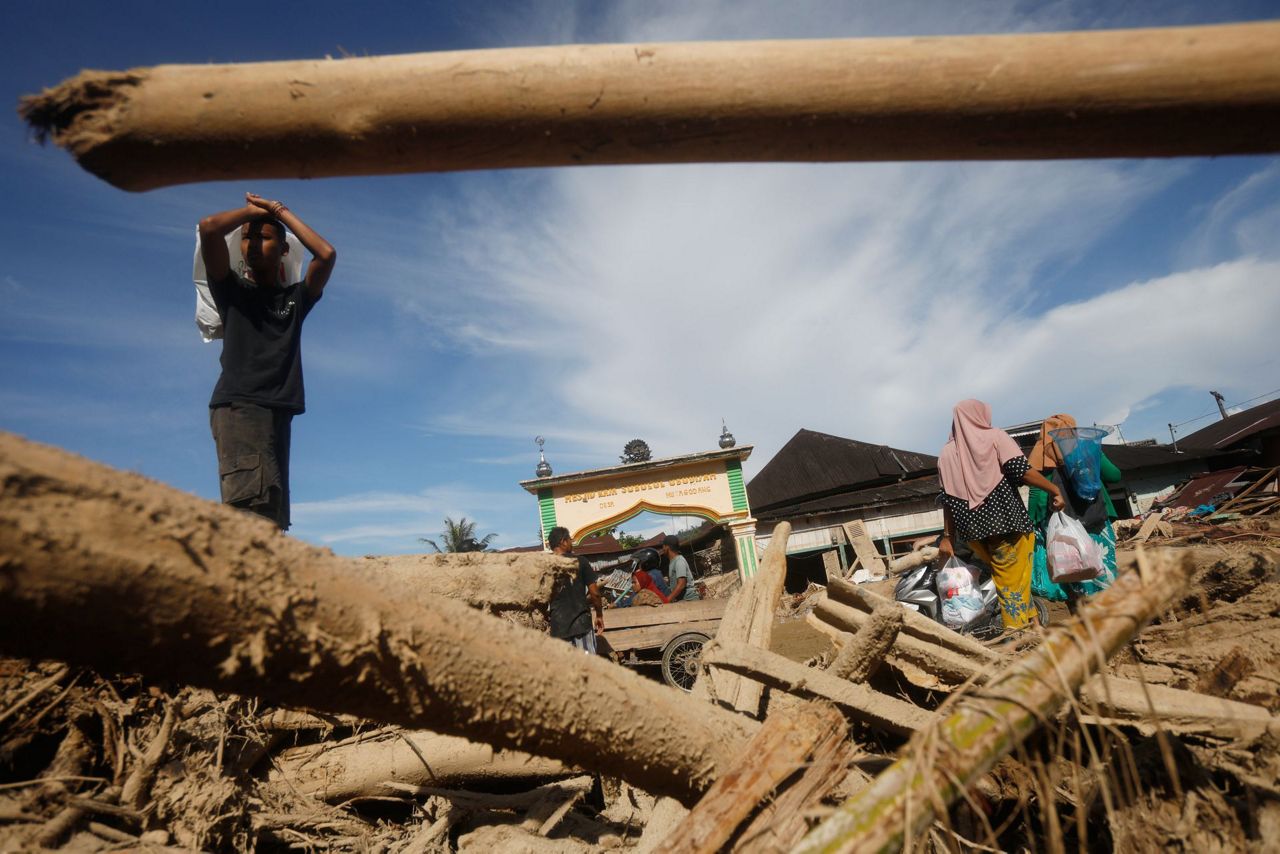 Deadly floods in Indonesia, Sri Lanka, Thailand and Malaysia kill more ...