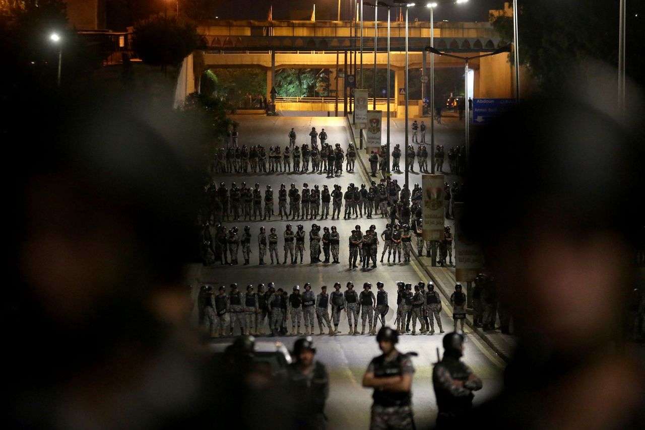 Jordan protests resume despite resignation of embattled PM