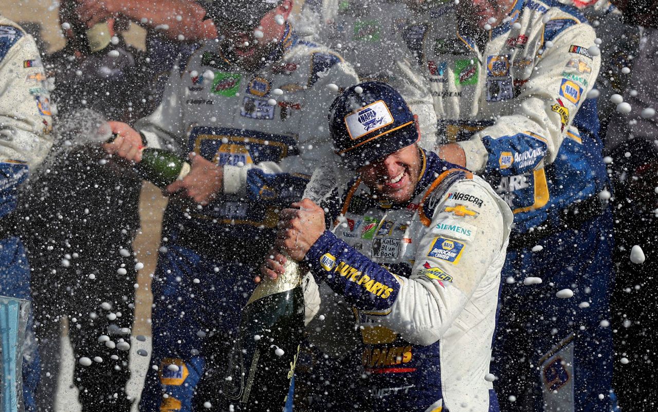 Chase Elliott wins NASCAR Cup race at Watkins Glen again