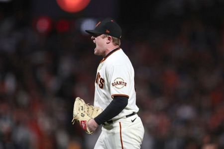 Giants' Logan Webb, Buster Posey break down Game 1 win over Dodgers