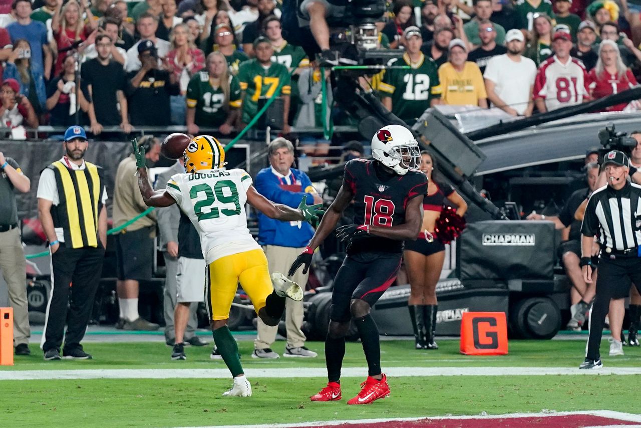 Cardinals fall to Packers in crazy finish, suffer first defeat