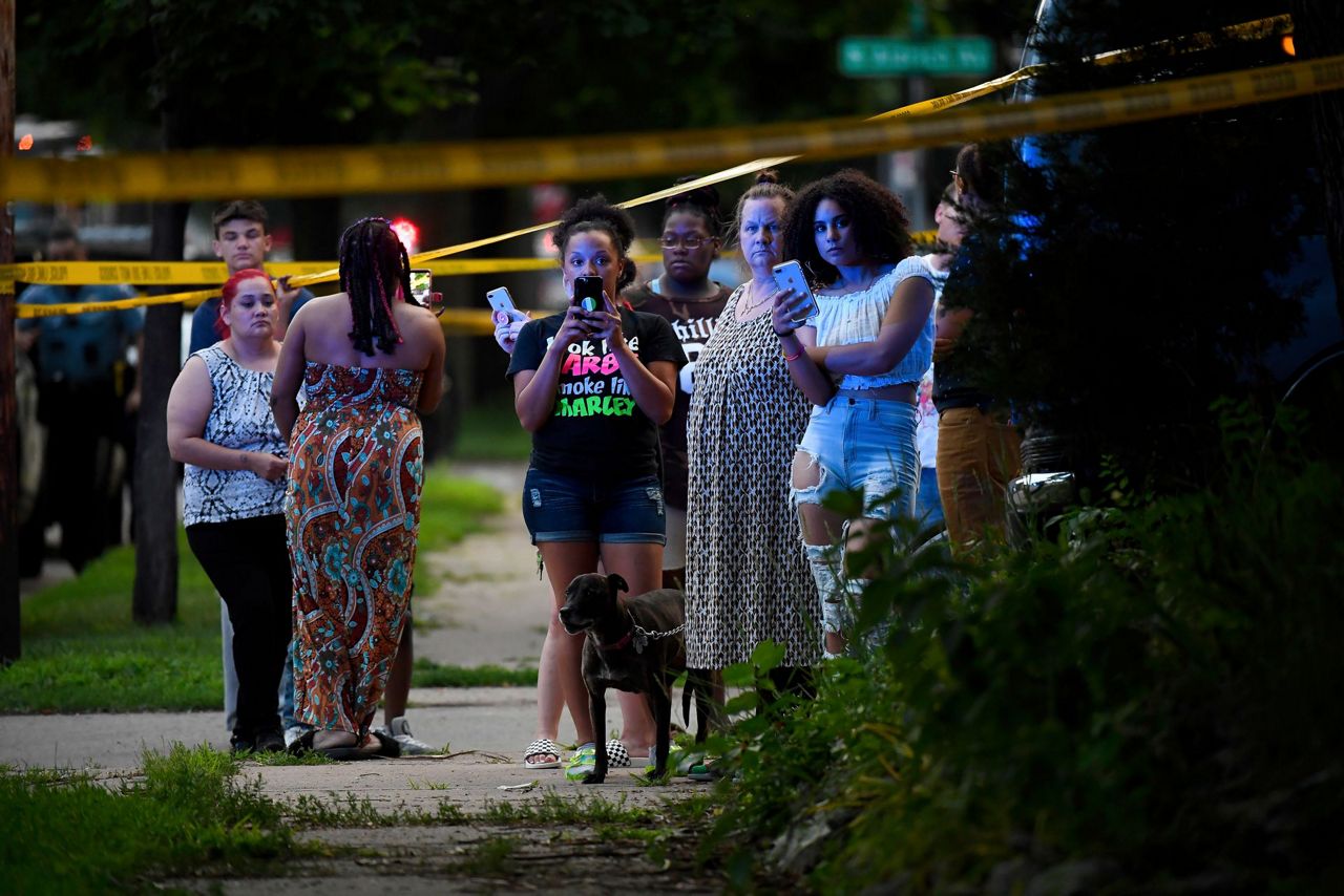 Authorities investigating fatal Minneapolis police shooting