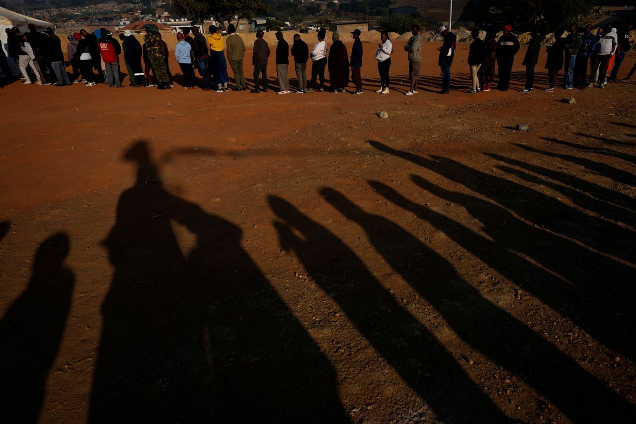 Early results in South Africa's election put ruling ANC below 50 and