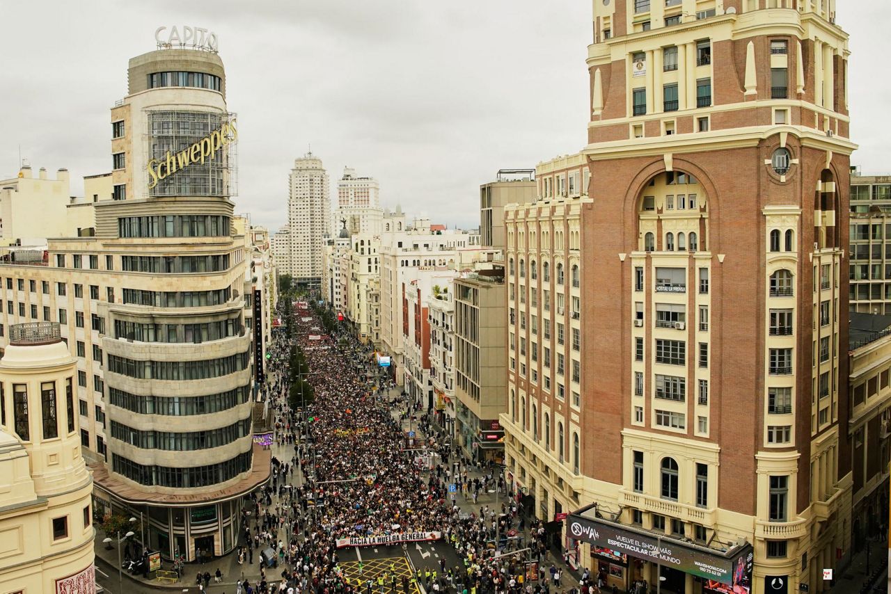 Spain's prime minister calls early elections as pressure mounts over ...