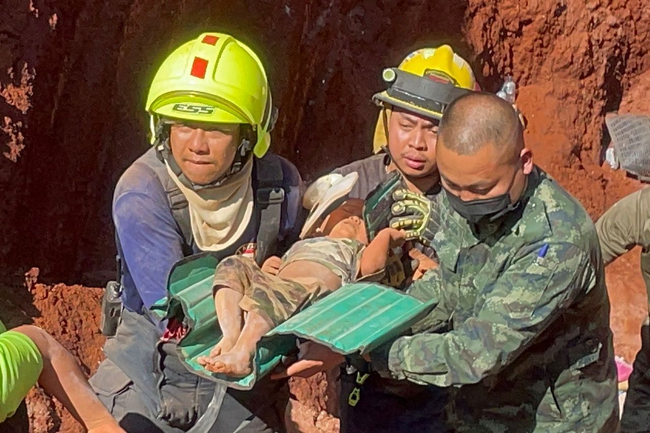 Overnight rescue dig saves toddler trapped in Thai well