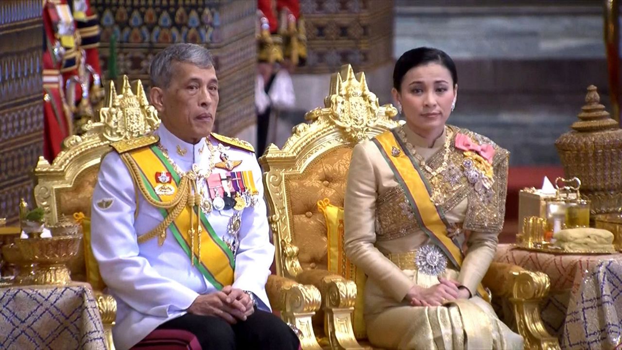 Newly crowned Thai king begins 2nd day of coronation events