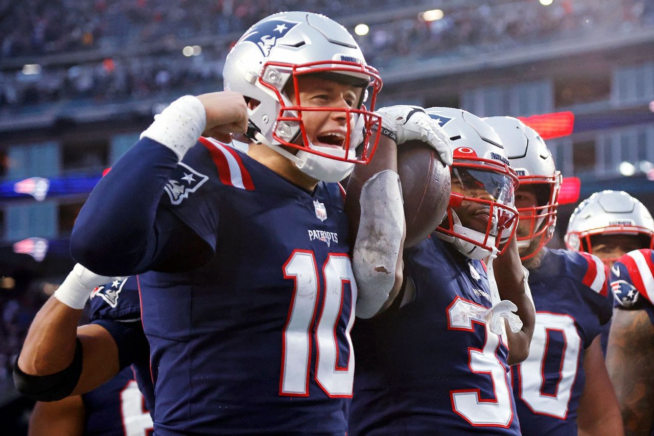 Tennessee Titans linebacker Jayon Brown (55) runs off the field during the  first half of an NFL football game against the New England Patriots,  Sunday, Nov. 28, 2021, in Foxborough, Mass. (AP