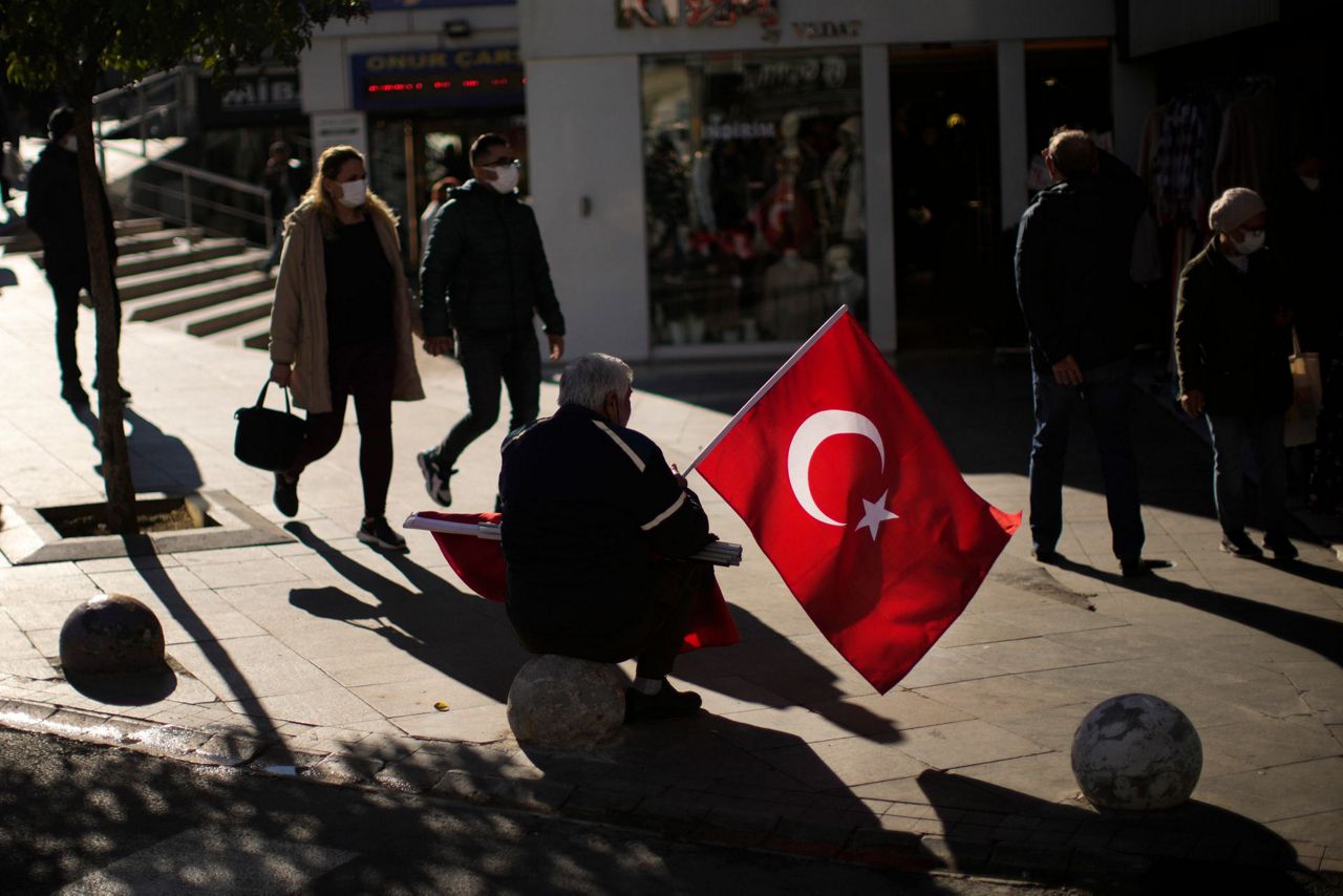 EXPLAINER: Turkey's currency is crashing. What's the impact?