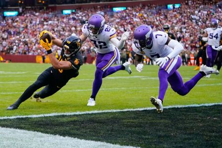 Vikings S Camryn Bynum thrives in Week 9 and Week 10