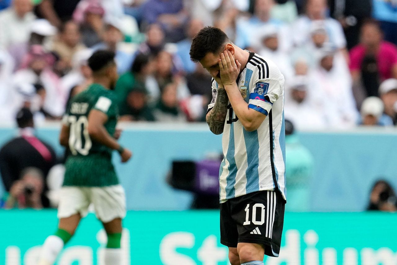 World Cup stunner: Saudi Arabia beats Messi's Argentina 2-1 - Spectrum News NY1