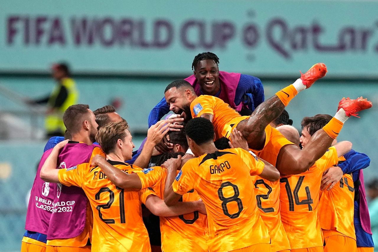 футболист сенегала якобс. нидерланды 2022. сборная голландии по футболу 2022. сборная нидерландов по футболу 2022. голландия чм 2022.