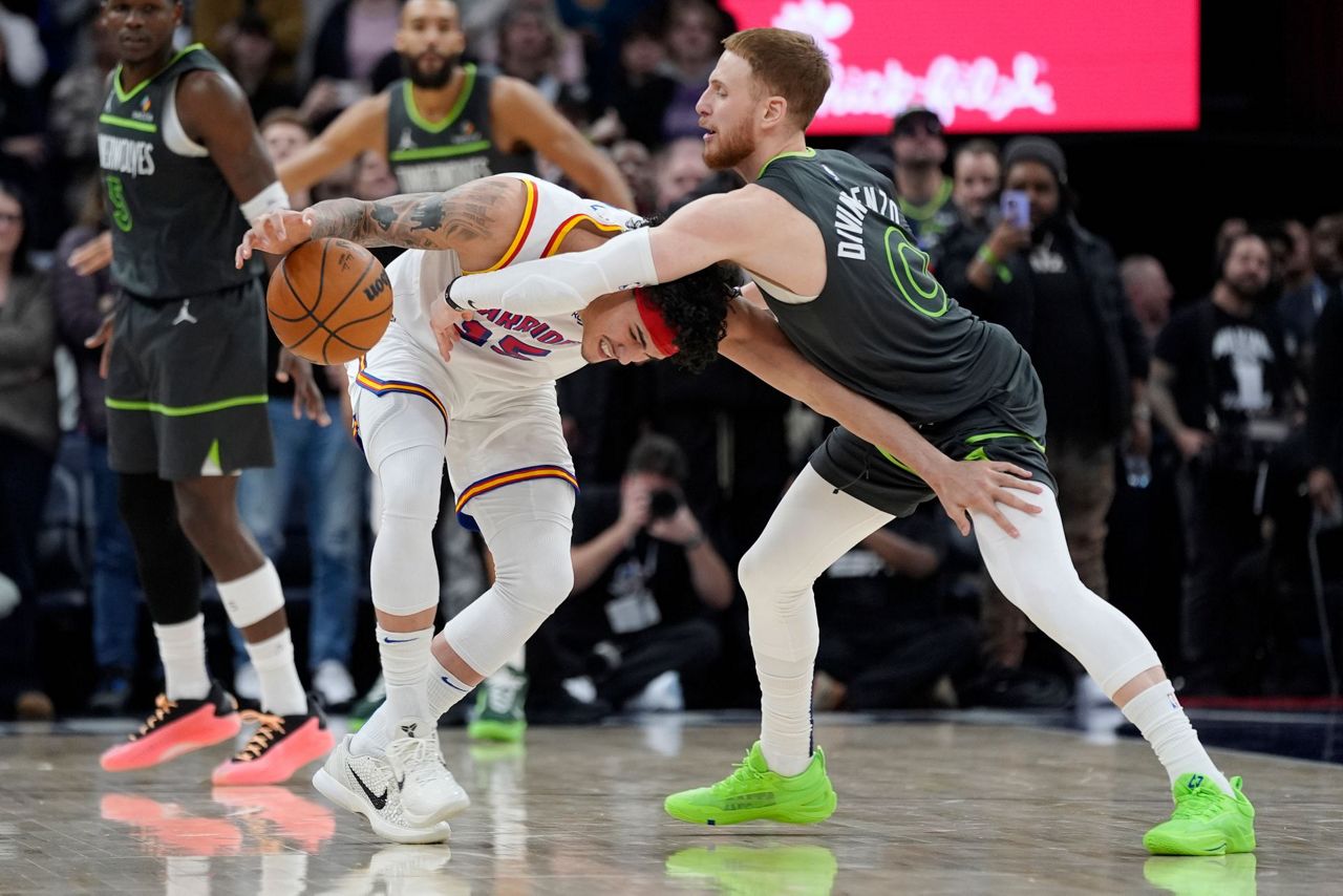 Timberwolves' Donte DiVincenzo out indefinitely with toe injury