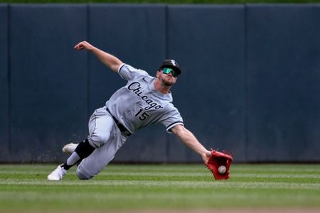 Cease, White Sox top Twins 11-0 to win big series into break –