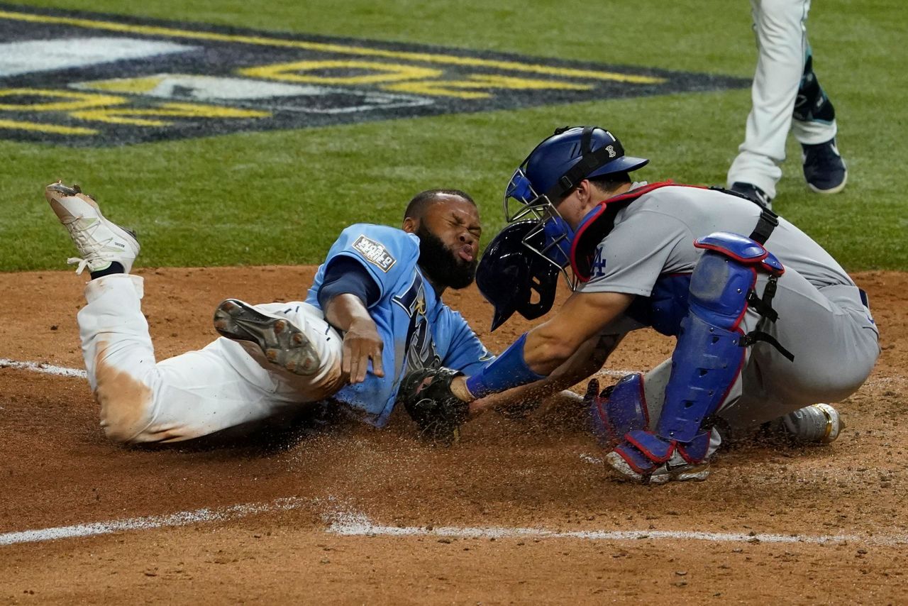 Tampa Bay Rays Sign Carlos Gomez - Last Word On Baseball