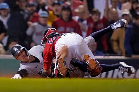 Bucky Dent to throw out first pitch for Yankees, Red Sox ALDS Game 4