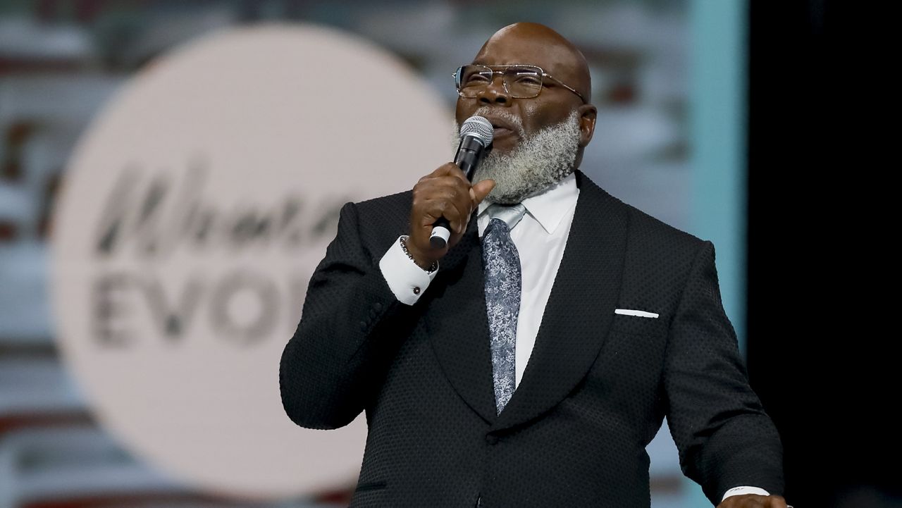 Bishop T.D. Jakes shares a message prior to his daughter Sarah Jakes Roberts taking the stage at the kick-off of the three-day Woman Evolve conference on Thursday, Sept. 14, 2023. (Gareth Patterson/AP Images for Woman Evolve