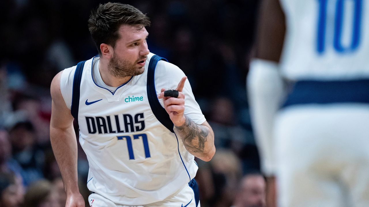 Luka Doncic Scores 39 In Triple-double As Mavs Beat Hornets