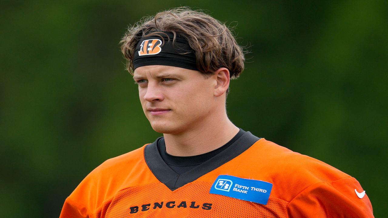 Bengals quarterback Joe Burrow back at practice for the first time since  July 27