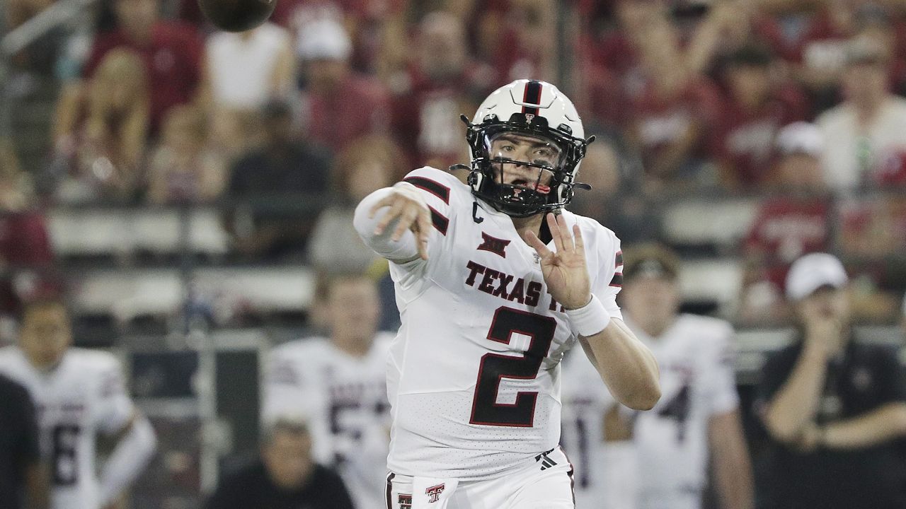 Texas Tech ties scoring record for a half in a 66-21 win over North Texas