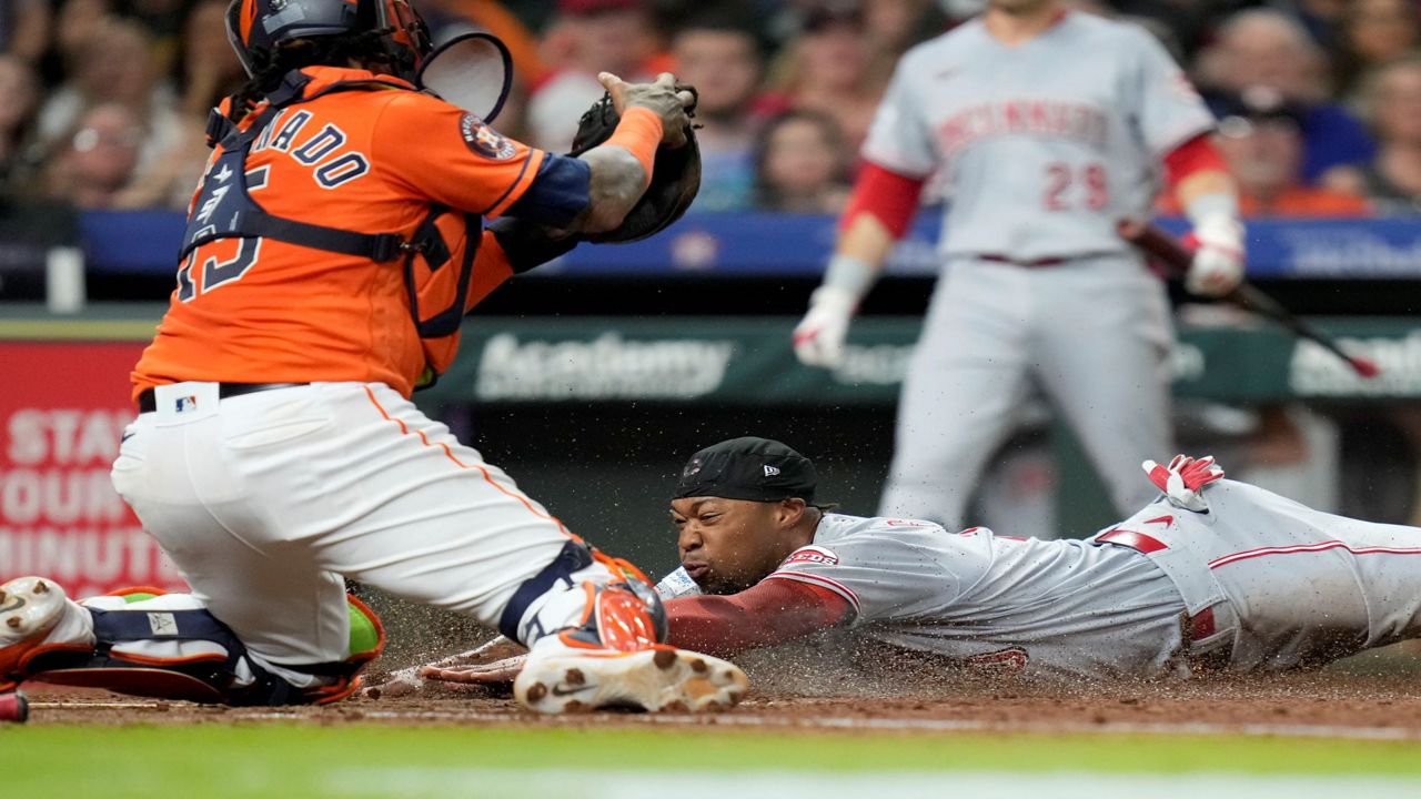 Houston Astros: Jose Altuve has 4-hit game vs. Cincinnati Reds