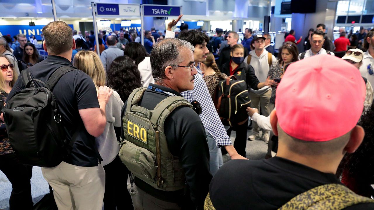 Security lines at Houston airport stretch for 4 hours