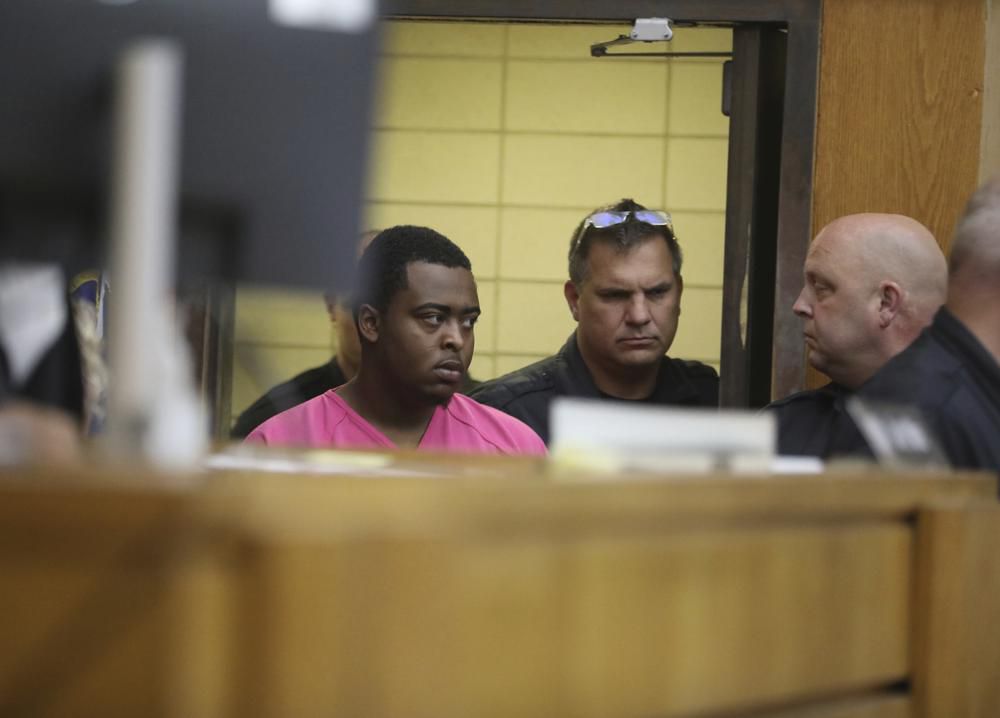 Suspect in deadly shooting of RPD officer pleads not guilty