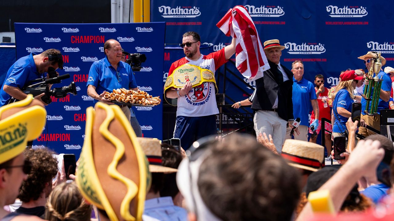 Nathan's hot dog championship