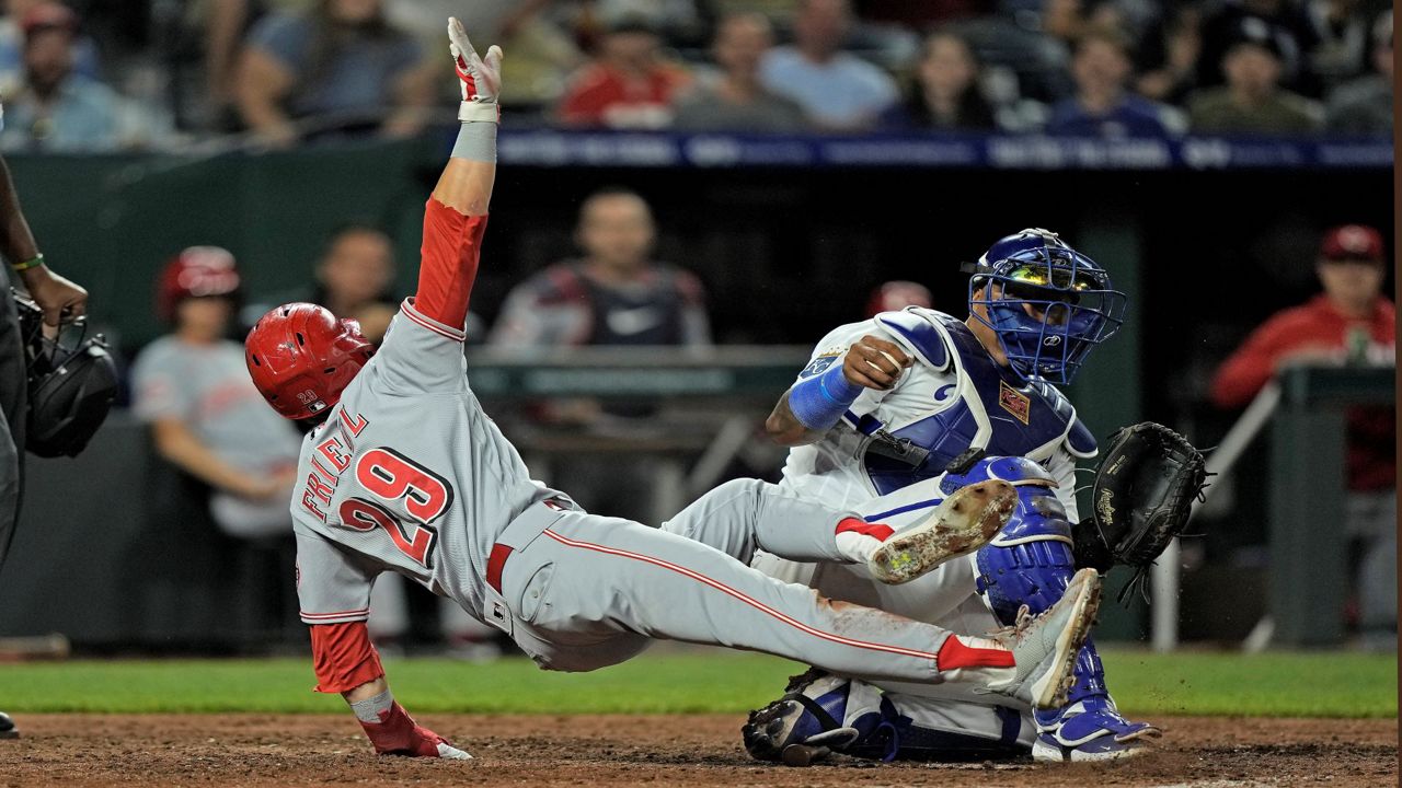 Reds recover from Perez's tying homer, beat Royals 5-4