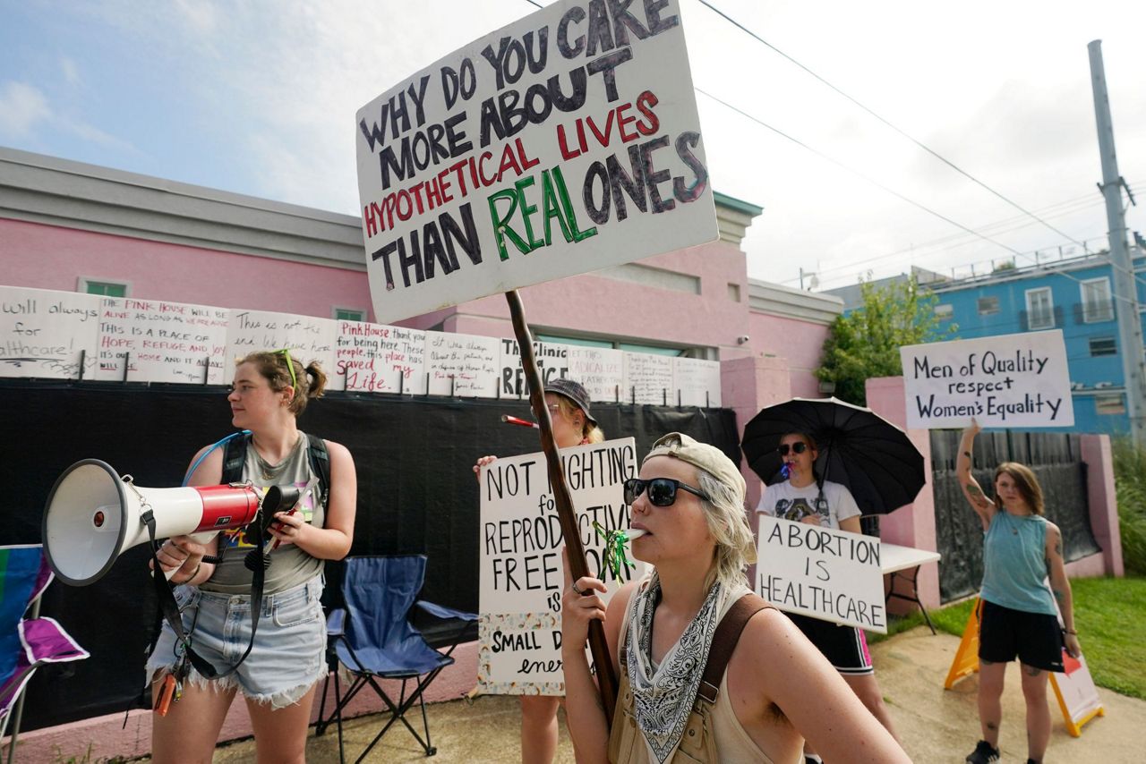 North Dakota's abortion clinic sues to block trigger ban - Vimarsana News